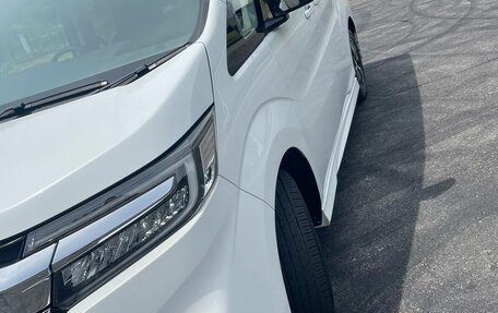 Honda Stepwgn IV, 2018 год, 2 349 000 рублей, 14 фотография