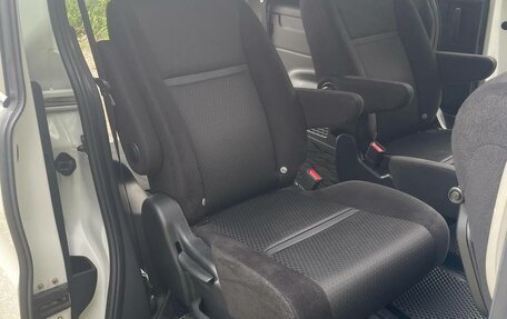 Honda Stepwgn IV, 2018 год, 2 349 000 рублей, 23 фотография