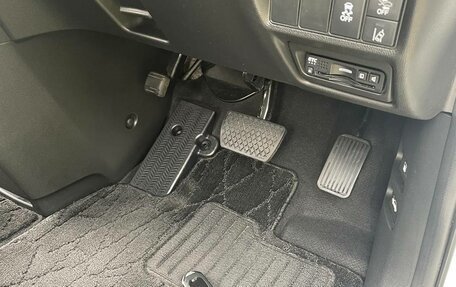 Honda Stepwgn IV, 2018 год, 2 349 000 рублей, 21 фотография