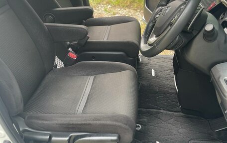 Honda Stepwgn IV, 2018 год, 2 349 000 рублей, 25 фотография