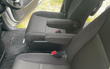 Honda Stepwgn IV, 2018 год, 2 349 000 рублей, 36 фотография