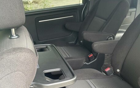 Honda Stepwgn IV, 2018 год, 2 349 000 рублей, 38 фотография