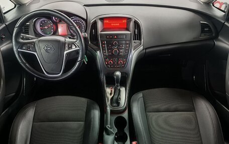 Opel Astra J, 2011 год, 599 000 рублей, 9 фотография