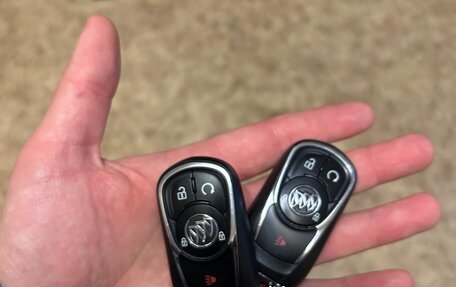 Buick Encore I, 2018 год, 1 490 000 рублей, 19 фотография