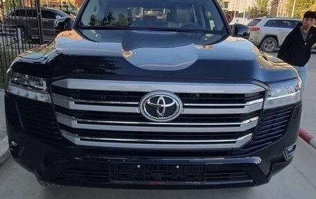 Toyota Land Cruiser, 2025 год, 31 000 000 рублей, 6 фотография