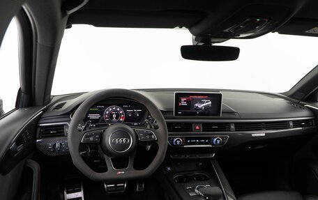 Audi RS 4, 2017 год, 6 397 077 рублей, 6 фотография