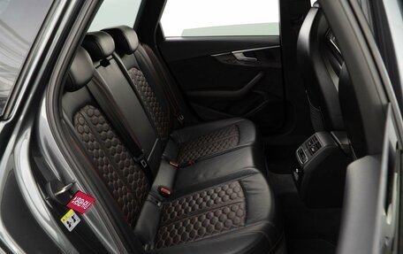 Audi RS 4, 2017 год, 6 397 077 рублей, 7 фотография