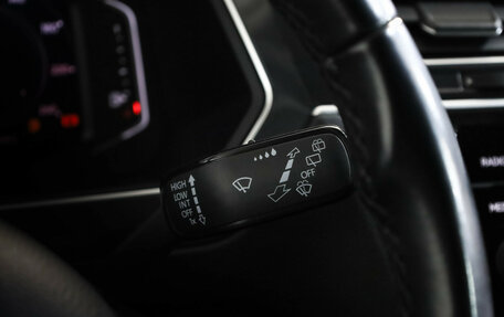 Volkswagen Tiguan II, 2019 год, 2 149 000 рублей, 14 фотография