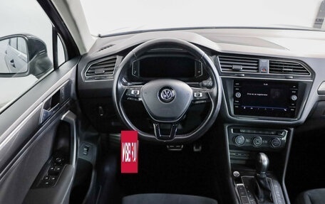 Volkswagen Tiguan II, 2019 год, 2 149 000 рублей, 10 фотография