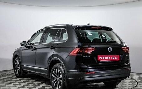 Volkswagen Tiguan II, 2019 год, 2 149 000 рублей, 7 фотография