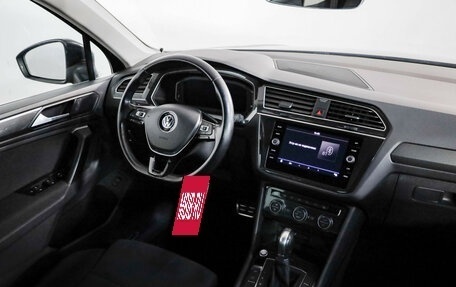 Volkswagen Tiguan II, 2019 год, 2 149 000 рублей, 8 фотография