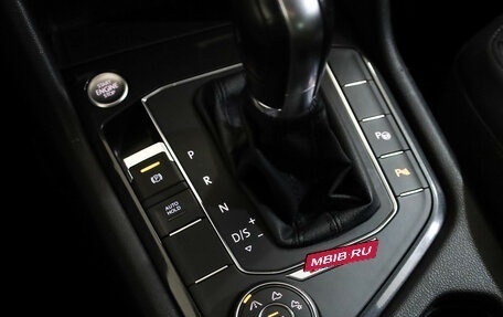 Volkswagen Tiguan II, 2019 год, 2 149 000 рублей, 19 фотография