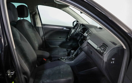 Volkswagen Tiguan II, 2019 год, 2 149 000 рублей, 26 фотография