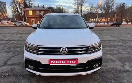 Volkswagen Tiguan II, 2019 год, 2 870 000 рублей, 7 фотография