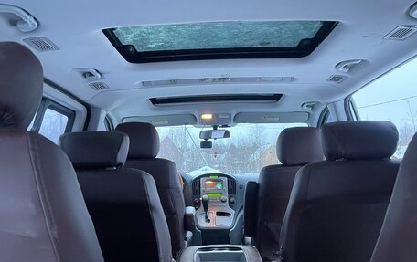 Hyundai Grand Starex Grand Starex I рестайлинг 2, 2009 год, 1 030 000 рублей, 10 фотография