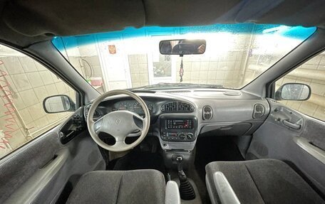 Chrysler Voyager III, 1996 год, 295 000 рублей, 23 фотография