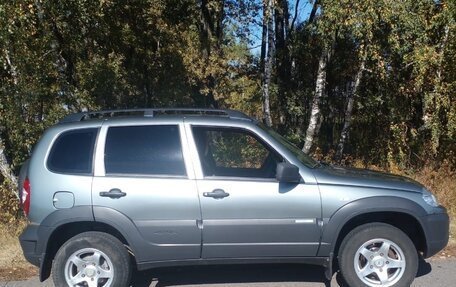 Chevrolet Niva I рестайлинг, 2014 год, 560 000 рублей, 4 фотография