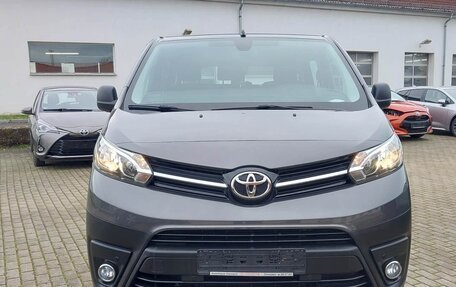 Toyota ProAce II, 2022 год, 2 550 000 рублей, 4 фотография