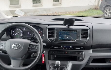 Toyota ProAce II, 2022 год, 2 550 000 рублей, 9 фотография