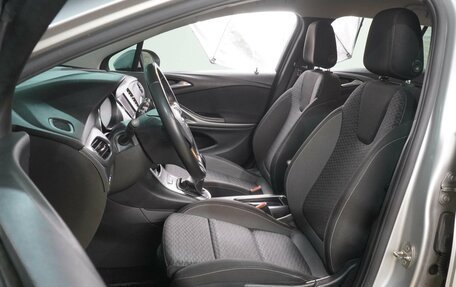 Opel Astra K, 2020 год, 1 749 000 рублей, 10 фотография