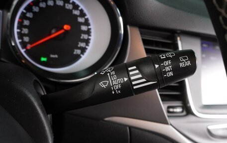 Opel Astra K, 2020 год, 1 749 000 рублей, 15 фотография