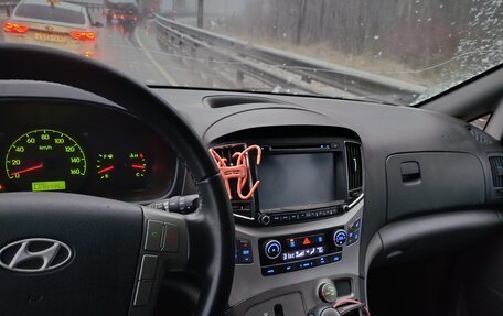 Hyundai Grand Starex Grand Starex I рестайлинг 2, 2016 год, 1 900 000 рублей, 8 фотография