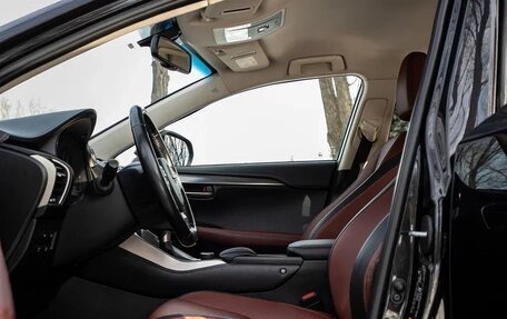 Lexus NX I, 2017 год, 2 950 000 рублей, 7 фотография