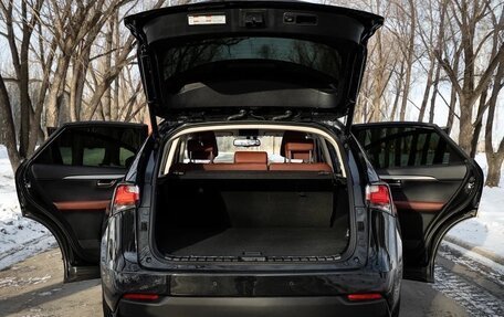 Lexus NX I, 2017 год, 2 950 000 рублей, 23 фотография