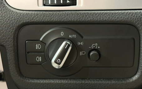 Volkswagen Touareg III, 2014 год, 3 215 000 рублей, 14 фотография