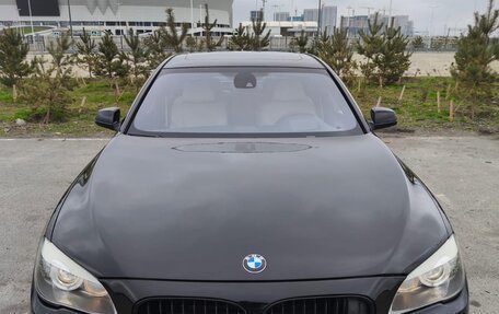 BMW 7 серия, 2009 год, 2 435 000 рублей, 2 фотография
