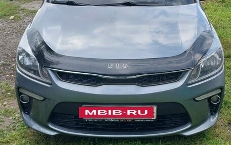 KIA Rio IV, 2018 год, 1 300 000 рублей, 2 фотография