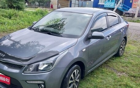 KIA Rio IV, 2018 год, 1 300 000 рублей, 5 фотография