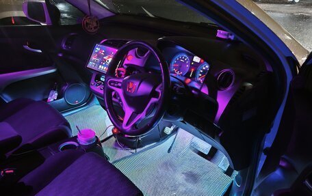 Honda Stream II, 2011 год, 1 350 000 рублей, 2 фотография