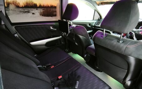 Honda Stream II, 2011 год, 1 350 000 рублей, 23 фотография