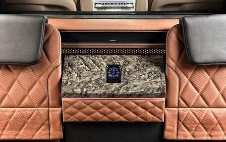 Mercedes-Benz V-Класс, 2025 год, 36 000 000 рублей, 16 фотография