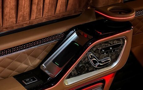 Mercedes-Benz V-Класс, 2025 год, 36 000 000 рублей, 24 фотография