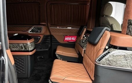 Mercedes-Benz V-Класс, 2025 год, 36 000 000 рублей, 14 фотография