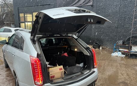 Cadillac SRX II рестайлинг, 2011 год, 1 550 000 рублей, 11 фотография