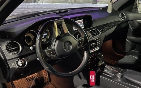 Mercedes-Benz C-Класс, 2012 год, 1 750 000 рублей, 8 фотография