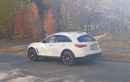 Infiniti FX II, 2013 год, 2 300 000 рублей, 3 фотография