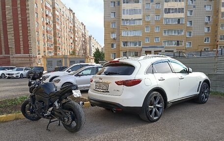 Infiniti FX II, 2013 год, 2 300 000 рублей, 6 фотография