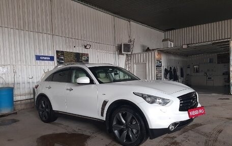Infiniti FX II, 2013 год, 2 300 000 рублей, 5 фотография