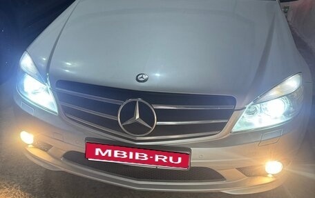 Mercedes-Benz C-Класс, 2008 год, 1 050 000 рублей, 1 фотография