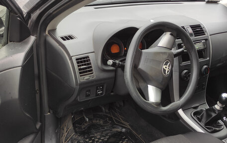 Toyota Corolla, 2012 год, 1 050 000 рублей, 10 фотография