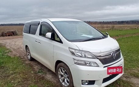 Toyota Vellfire I, 2013 год, 3 300 000 рублей, 2 фотография