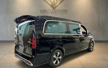 Mercedes-Benz V-Класс, 2022 год, 5 870 000 рублей, 6 фотография