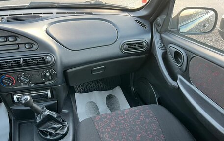 Chevrolet Niva I рестайлинг, 2006 год, 559 000 рублей, 15 фотография