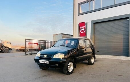 Chevrolet Niva I рестайлинг, 2006 год, 559 000 рублей, 2 фотография