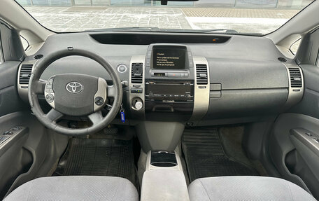 Toyota Prius, 2009 год, 540 000 рублей, 12 фотография