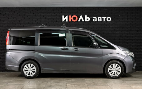 Honda Stepwgn IV, 2018 год, 2 365 000 рублей, 10 фотография